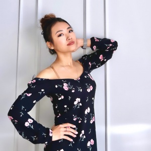 Песня Сауле Тыныштықова – Сен жұбатасың