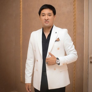 Песня Ахметов Нұрбол – Қамқор ана