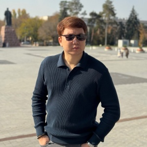 Песня Талғатов Қанат – Москвичте биле