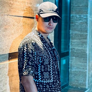 Песня Maulen Saidildin – Махаббат әлемі