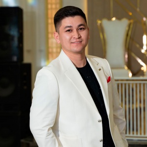 Песня Нұрмұханов Берқайыр – Алтын Адам