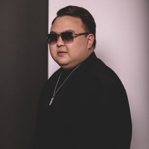 Песня Нұрсаят Саматұлы – Елесіңе гүл беремін