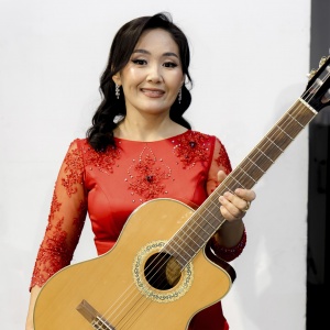 Песня Гүлнұр Нұрасыл – Ең жақын құрбы