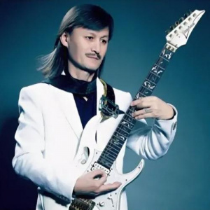 Песня Ұлықпан Жолдасов – Алтынай (версия 1)