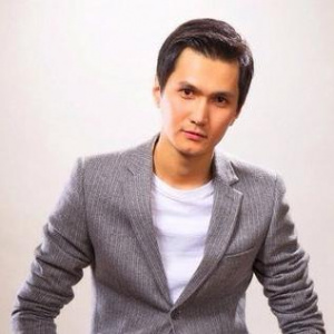 Песня Райым Уайыс – Анаңа қоңырау шалдың ба (2016)