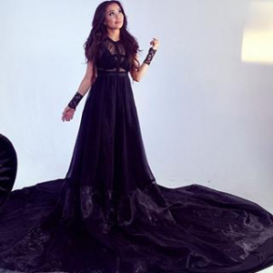 Песня Жанар Даукеева – Бар енді (2016)