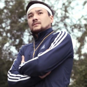 Песня Saga – #поднимикотен (2016)