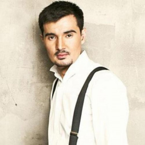 Песня Бейбит Кушкалиев – Аяқты қимылдат (2016)