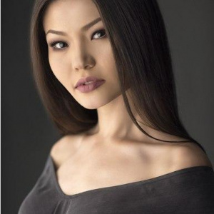 Песня JULI – Ата-ана (2016)