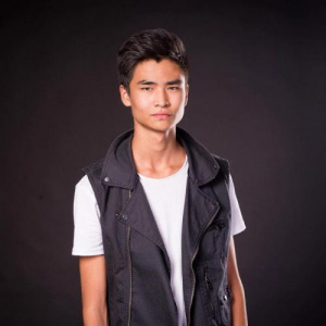 Песня Madi Rymbaev – Қолыңды берші (2017)