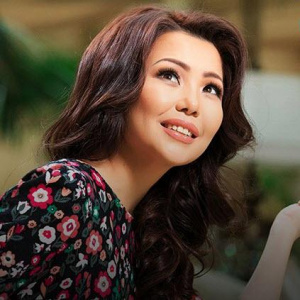 Песня Жанар Даукеева – Жұлдызым жанғанда (2017)