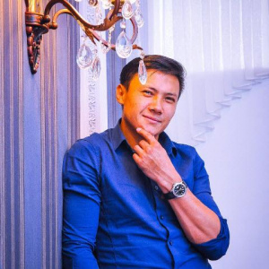 Песня Қосқанат Көпжасар – Сирень гүлім (2017)