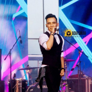 Песня Али Окапов – Жүрегім Астана (2017)