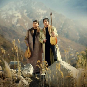 Песня Нұр Мұқасан – Іздедім сені сағынып