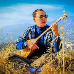 Песня Асылбек Енсепов – Река любви (Эйр Астана)