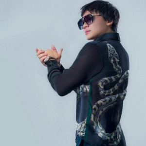 Песня Kairat Nurtas – Үнсіз жүрек (жаңа нұсқа)