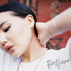 Песня Damelya Sweet – Bir Ozine