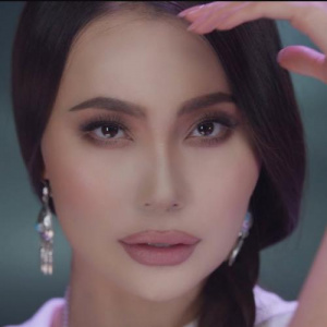 Песня Zhanar Dugalova, JAM & Анастасия Пак – Қазақ жастары