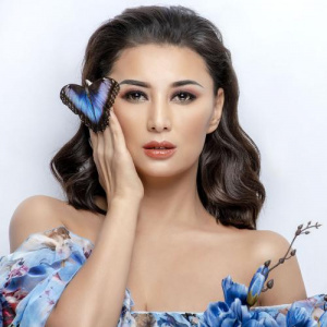 Песня Madina Sadvakasova – Ал Құрбым