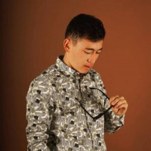 Песня Шерхан Азизхан – Мерседес мінген қыз