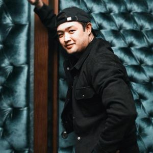 Песня Adilet Jaygashar – Біздің Ностальгия