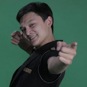 Песня Раша Мұқанов – Ұнайды роза