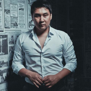 Песня Санат Асан – Жылдар ай