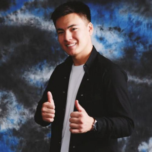 Песня Әкімхан Аязбекұлы – Қалалық қыз