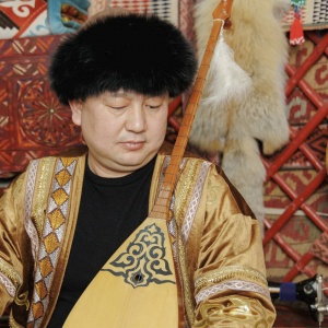 Песня Айдар Спан – Тойға тарту (cover)