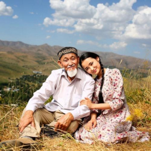 Песня Тәжмина Даниярқызы – Ата