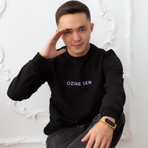 Песня Адлет Асанов – Бір күні (remix)