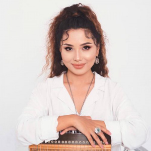 Песня Makhabbat Rakhymzhanova – MOOD