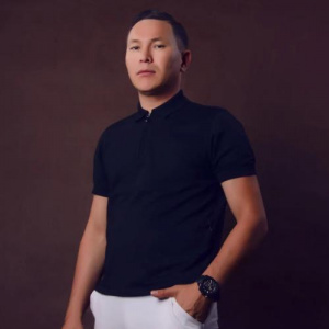 Песня Орынбай Дулат – Супер королева