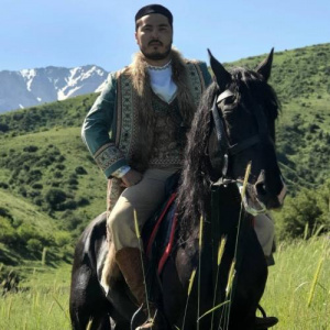 Песня Асқар Мұқият – Біздің елдің жігіттері