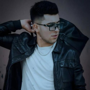 Песня Шах Атажанов – Сенсің бақытым