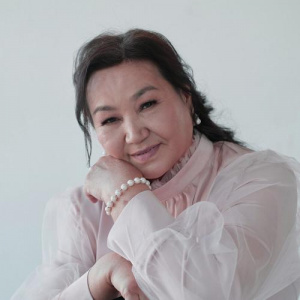 Песня Рыскүл Шайхисламова – Алғашқы би