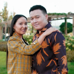 Песня Серғазы Нұржанұлы, Айдана Кекентаева – Махаббатымсың