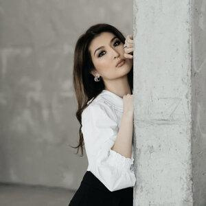 Песня Aigerim Yedil – Sezim