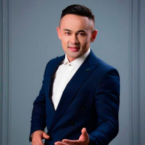 Песня Қажымұрат Шешенқұл – Сен мені жалғыз қалдырма