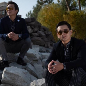 Песня Өмірсерік & Жұлдызбек – Күтемін сені