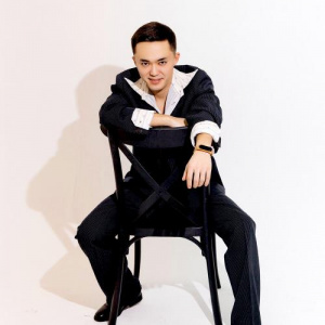 Песня Адлет Асанов – Достарым