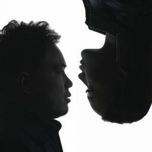 Песня ZHARQYN AUBAKIROV – Сүйіп тұрып