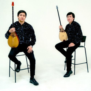 Песня Altyn dombyra – Махаббат