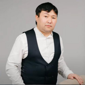 Песня Алтай Өнерхан – Ақ жаулықты анашым