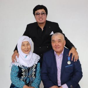 Песня Байбатыров Шалқар – Әкем Анам