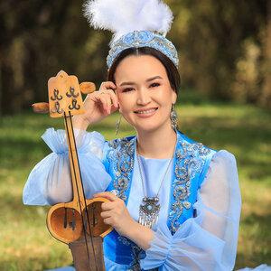 Песня Акерке Тажибаева – Мәңгілік ел