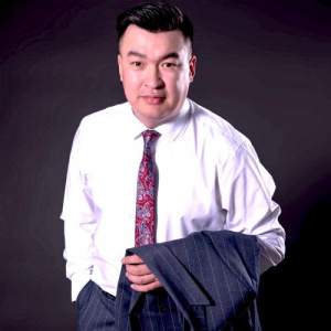 Песня Асхат Бөлебай – Ақ гүлім