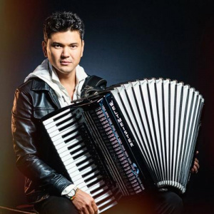 Песня Урумбаев Махмуд – Миллион алых роз