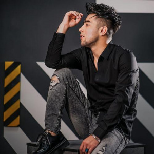 Песня Шах Атажанов – Қош бол