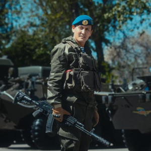 Песня Ilyas Baibosynov – Қазақ жауынгері